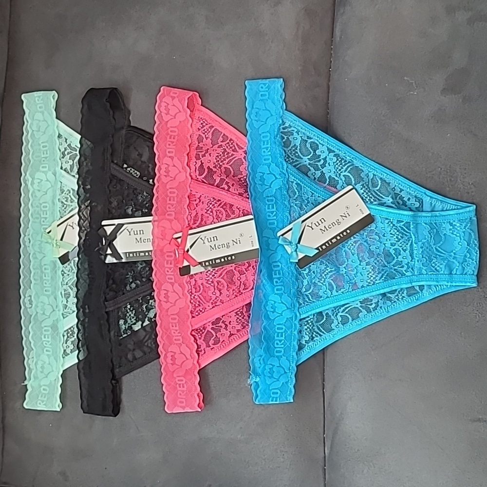 4 Lace Panties L NWT
